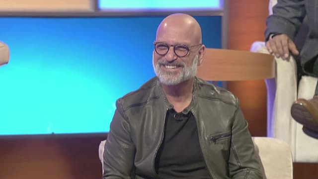 S01:E42 - Episode 42