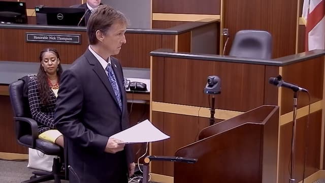 S01:E11 - Closing Arguments