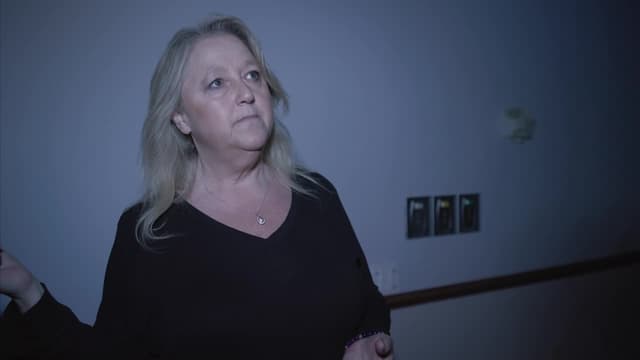 S01:E03 - Doctor It Haunts