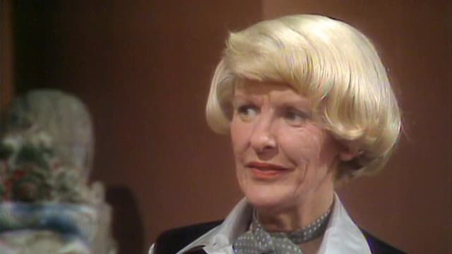 S02:E07 - The Cleaning Ladies