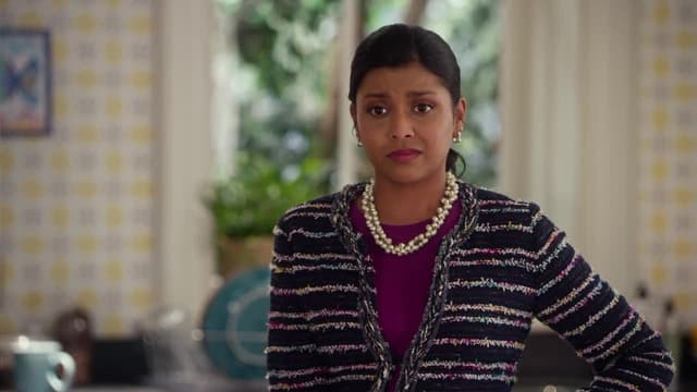 S01:E05 - The Cop Car