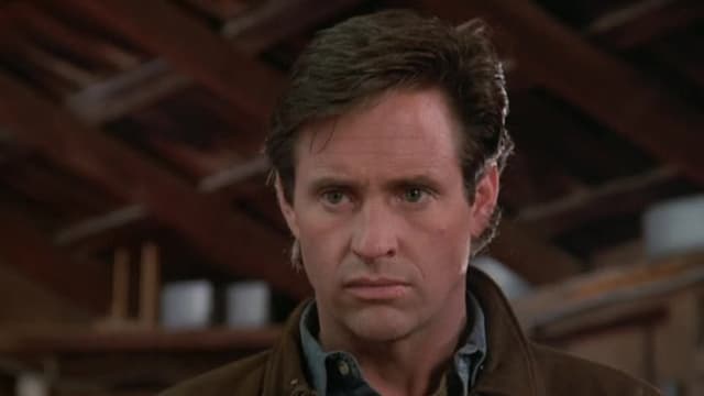 S01:E13 - Appearances