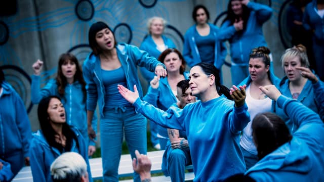 S06:E08 - Lovers and Fighters