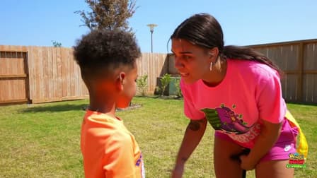 S01:E04 - Biannca Tumbles