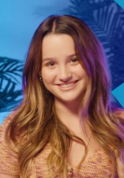 S01:E02 - Sip or Spill With Annie Leblanc poster