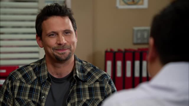 S01:E17 - Independence Day