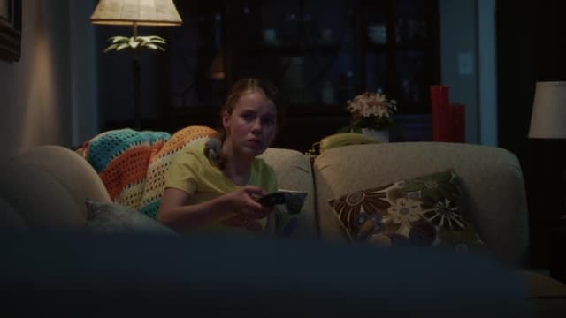 S04:E02 - He's Out There