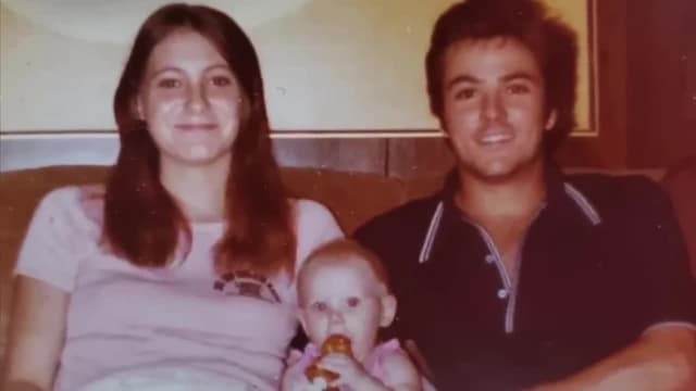 S04:E03 - The Clouse Family Mystery / Tania Head: The Fake Survivor