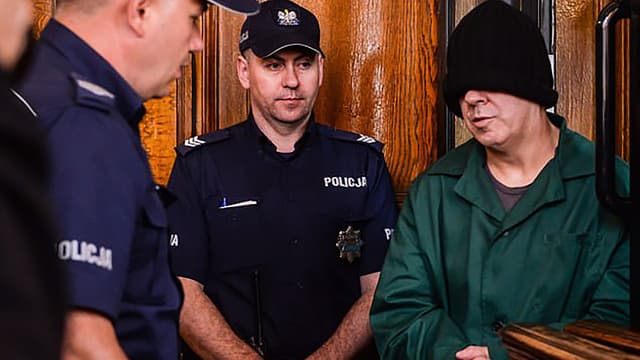 S01:E08 - Leszek Pekalski: The Vampire of Bytowa