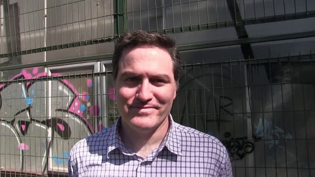 S01:E16 - Episode 16