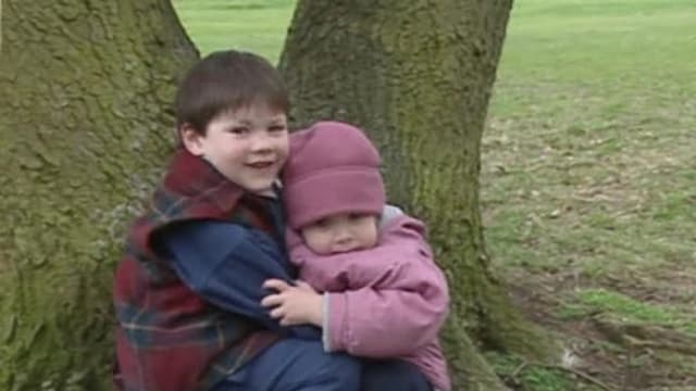 S02:E34 - Walk in the Woods