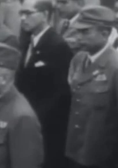 S01:E03 - 1943-1945 poster