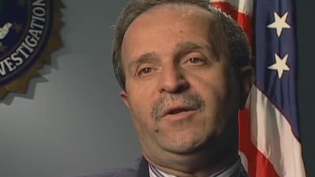 S01:E07 - El loco don: Vincent Gigante