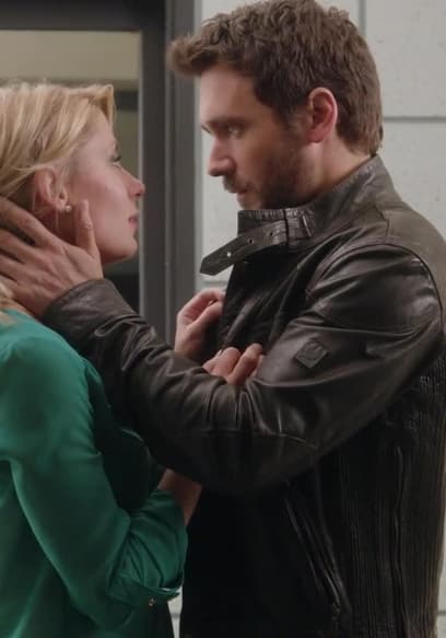 S05:E01 - Republic of Doyle: S5 E1 - Bon Cop, Bueno Cop poster