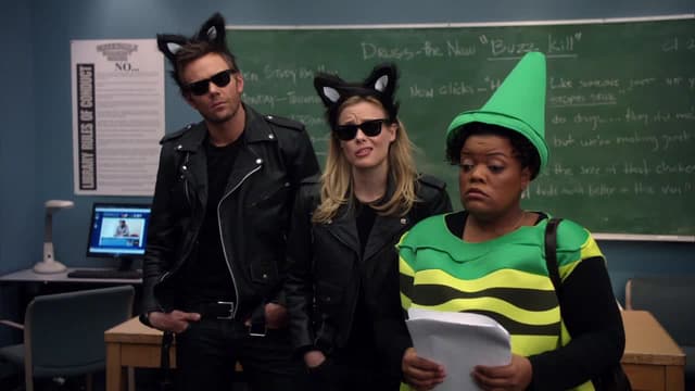S02:E13 - Celebrity Pharmacology 212