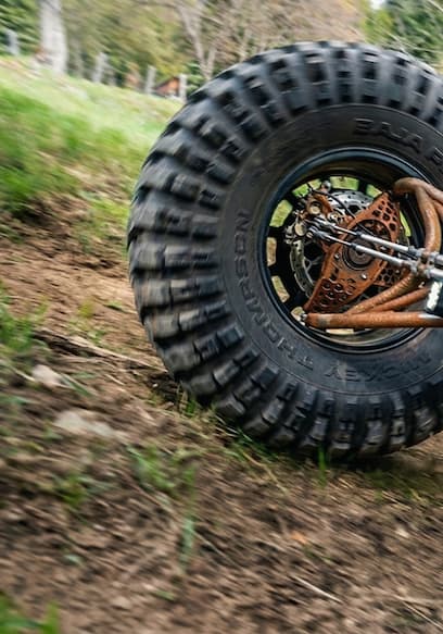 S01:E06 - Can the Monster Chopper Hill Climb? poster