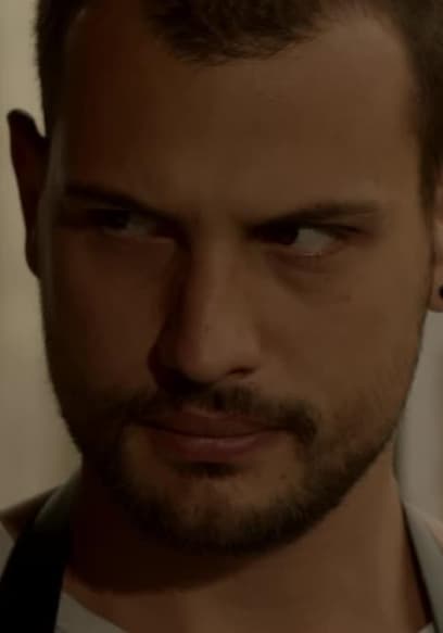 S01:E43 - Salud poster