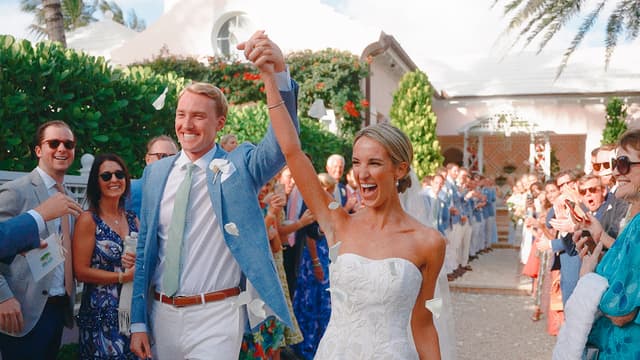 S01:E05 - Sandy Toes, Forever Love