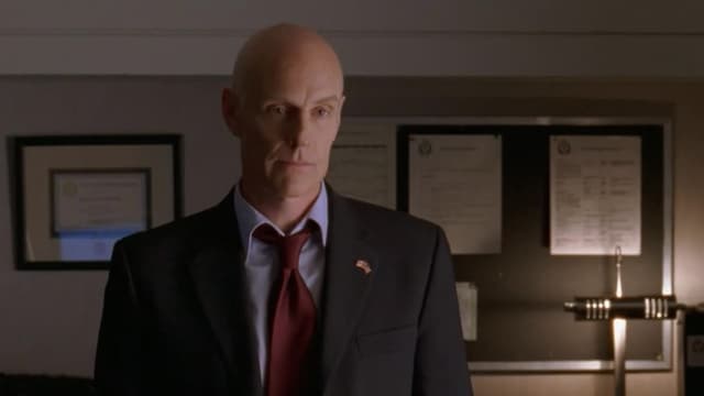 S02:E08 - Flipping the Script