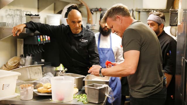 S01:E05 - La Serenata