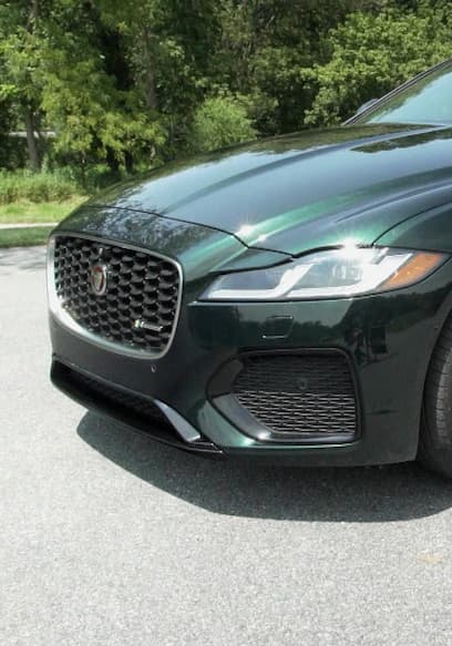 S41:E09 - Jaguar XF poster