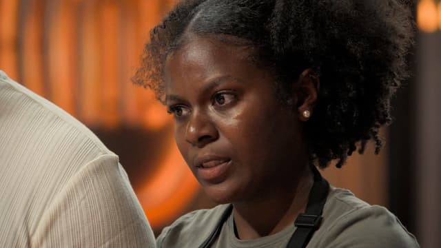 S15:E10 - The Great Ingredient Bid Off