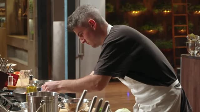 S14:E11 - Episode 11