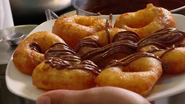 S01:E01 - Athens, Greece