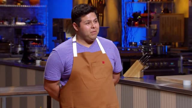 S03:E01 - Filled With Surprises