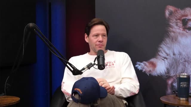 S01:E10 - Ike Barinholtz