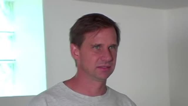 S01:E12 - Cincinnati, Circa 1955