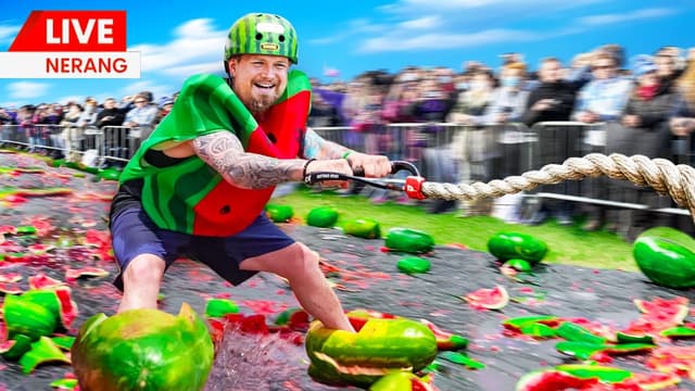 S04:E01 - 24 Hours at the World’s Weirdest Festival