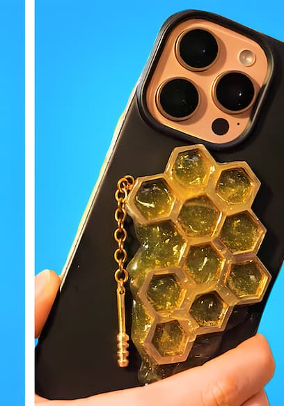 S02:E19 - Creative and Unusual Phone Case Hacks! poster
