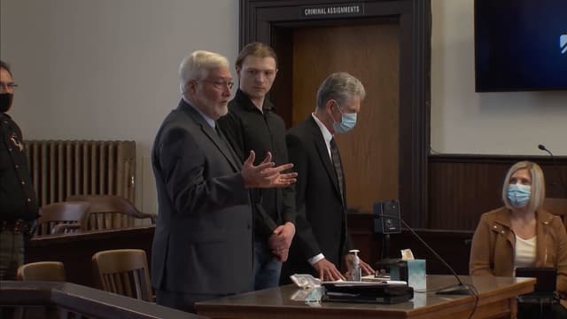 S01:E03 - The Pike County Massacre