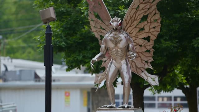 S01:É02 - S01:E02 - Mothman