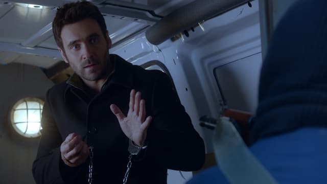 S05:E16 - Republic of Doyle: S5 E16 - Buried