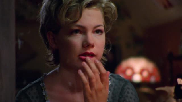 S02:E205 - S02:E05 - Full Moon Rising