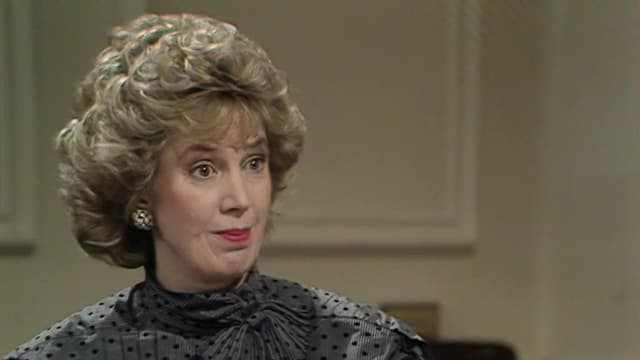 S02:E04 - A Conflict of Interests