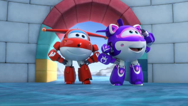 S04:E18 - Juegos polares en Groenlandia / Buen viaje barco en botella