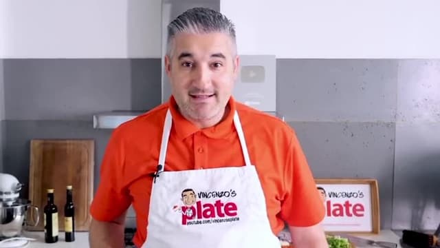 S02:E04 - Italian Chef vs. Egg Fried Rice