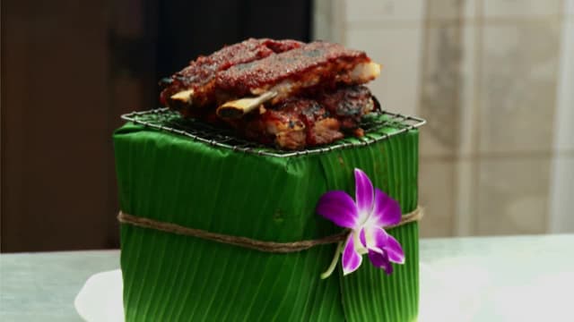 S01:E03 - Bangkok: City of Chaos, Culture and Cuisine