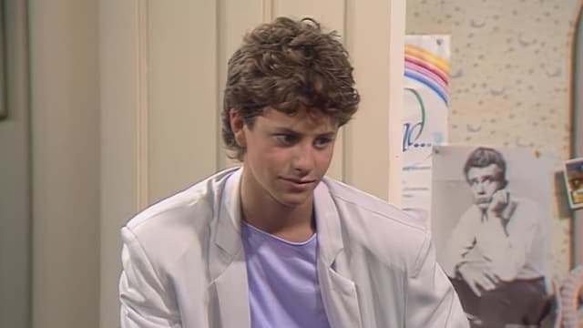 S02:E03 - Long Day's Journey Into Night