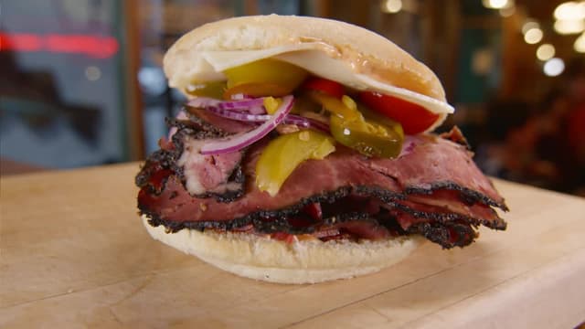 S07:E09 - All in the Family