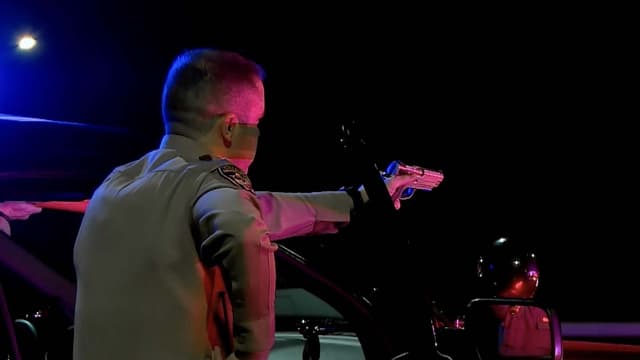 S01:E17 - Episode 17