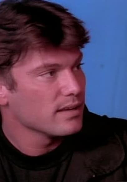 S02:E08 - Code Name: The Mouse That Squeaked poster