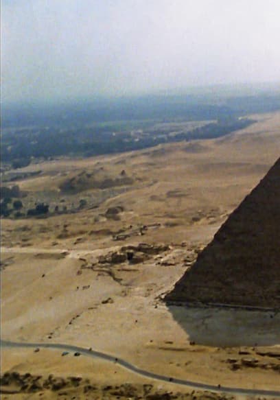 S05:E01 - Secrets of the Pyramids poster