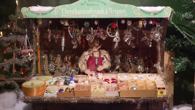 S03:E08 - Curious Austrian Christmas Markets