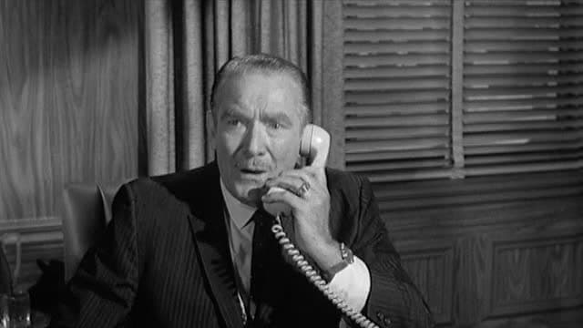 S02:E16 - Uncle Fester, Tycoon