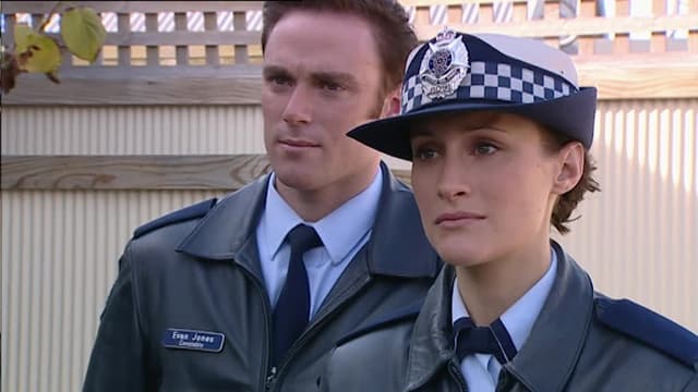 S09:E23 - A Hard Call