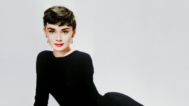 S05:E19 - Audrey Hepburn